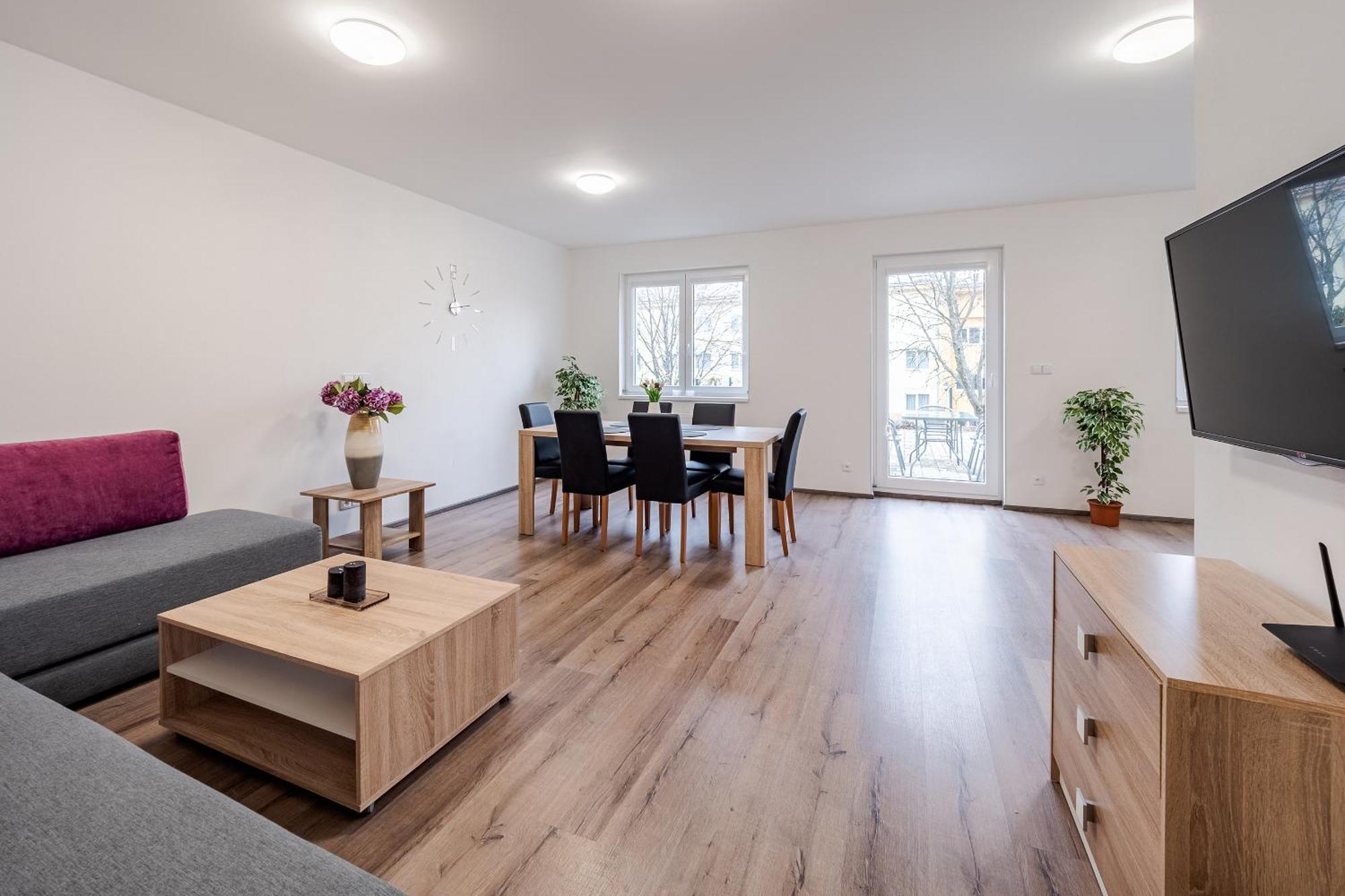 Private Luxury Apartments - Apartman G3 Frymburk Zewnętrze zdjęcie